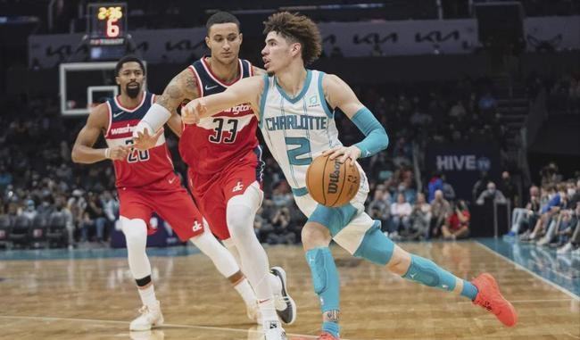 小贾伦爆发，雄鹿强行终结广东队